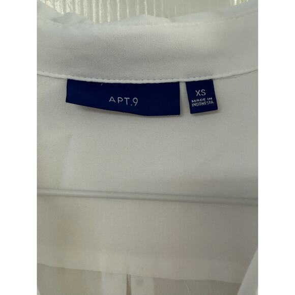APT.9 White Button Down Blouse with Black Piping | Size XS - Picture 4 of 5
